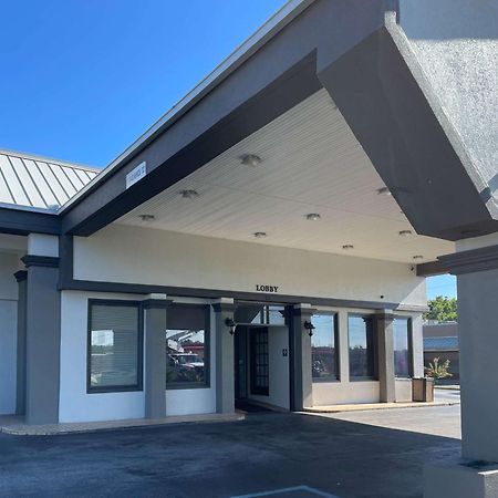 Motel 6 Opelika Al Екстериор снимка