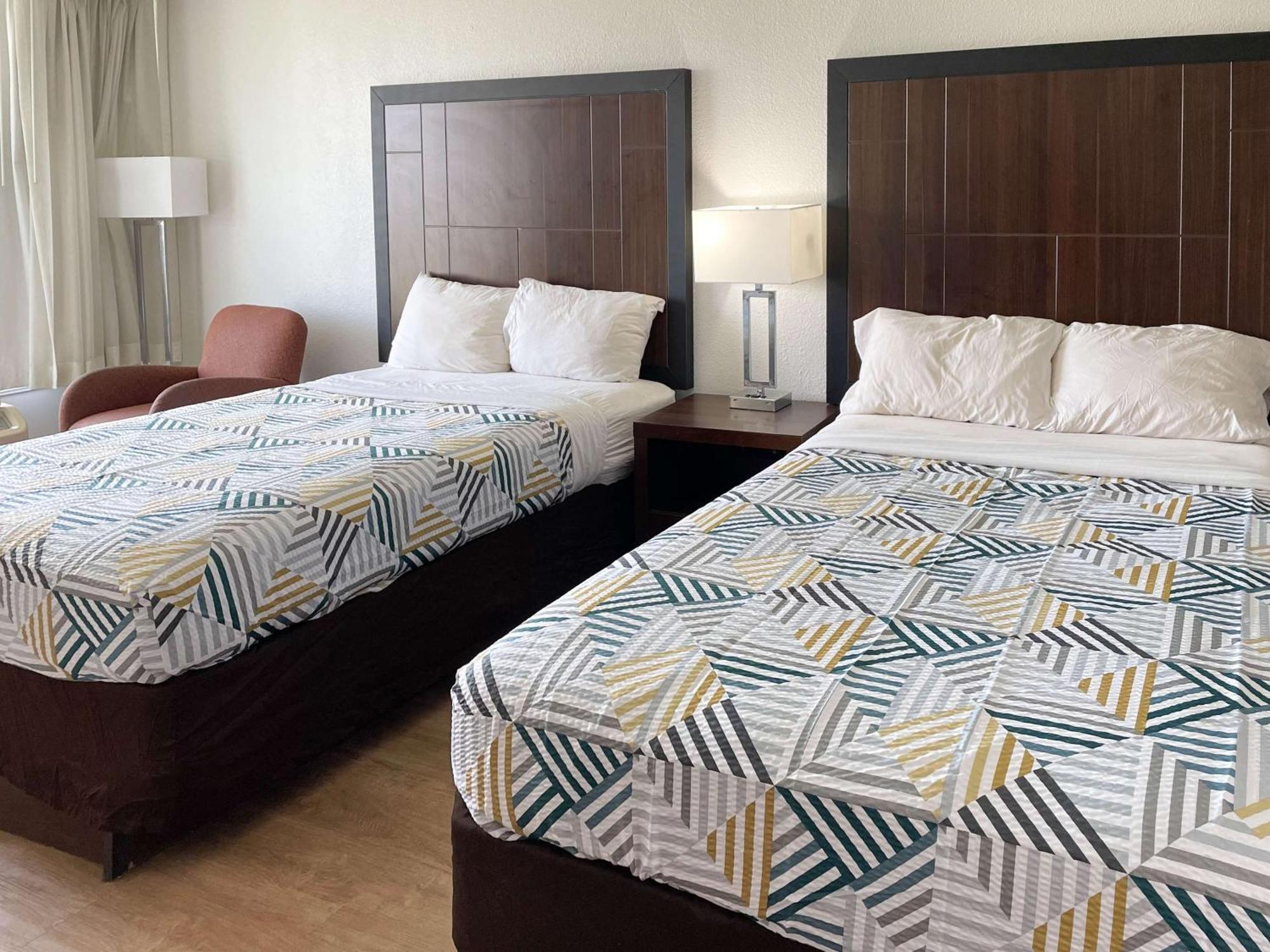 Motel 6 Opelika Al Екстериор снимка